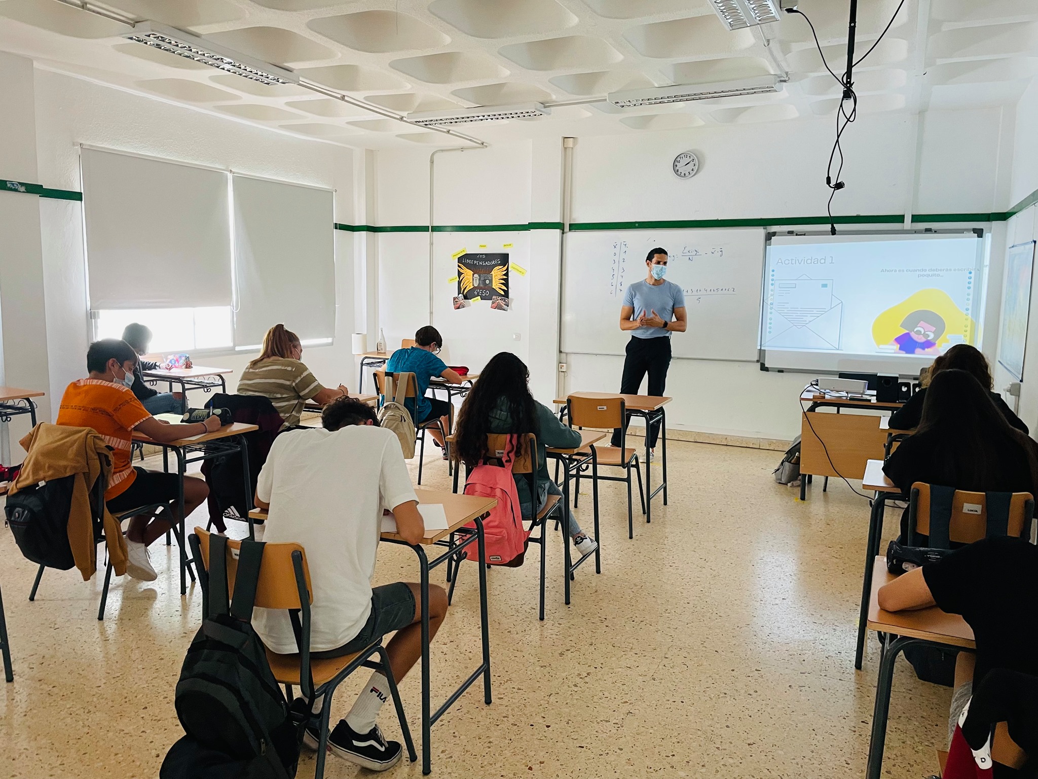 Imagen de El Cabildo acerca a los centros escolares formación sobre prevención a las adicciones